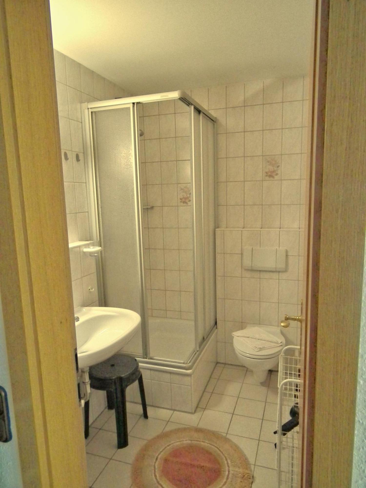 Gaestehaus Zur Faerbe Apartments Oberstdorf Habitación foto